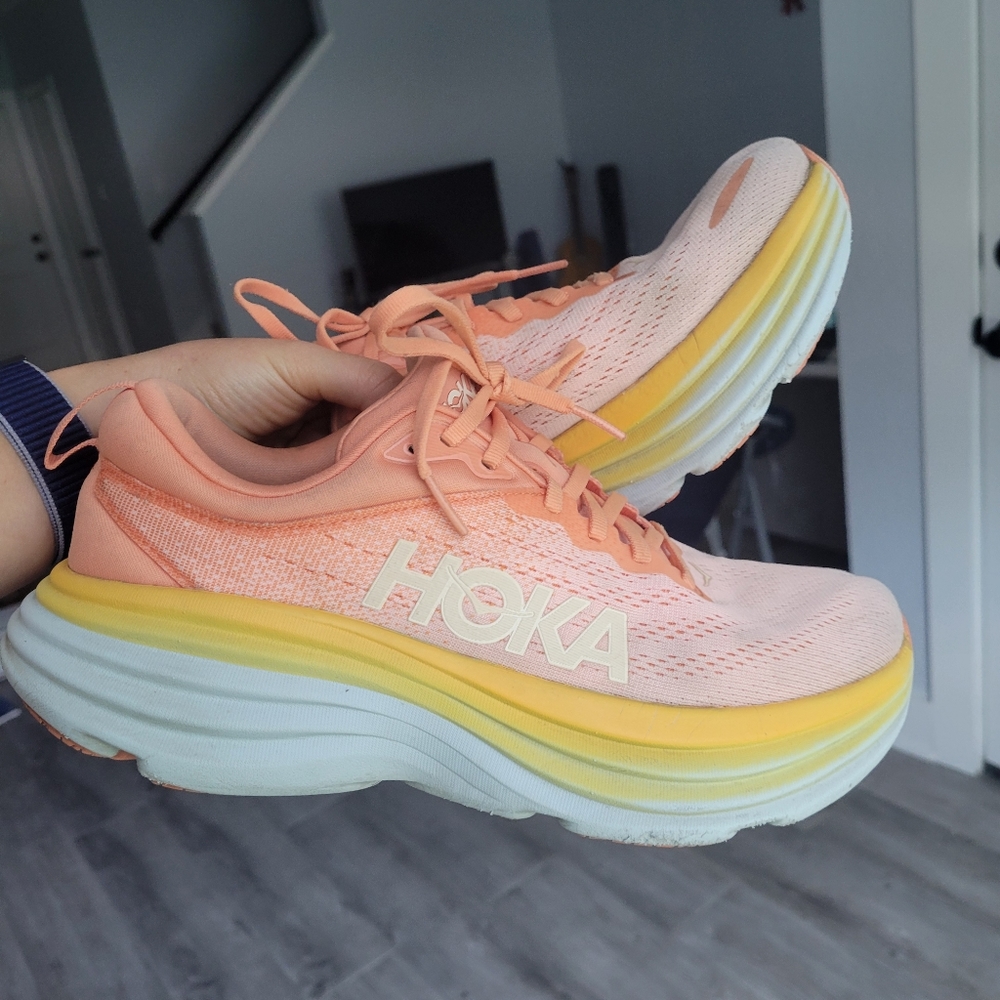 HOKA Bondi 8 size 9B Women's Shell Coral Peach Parfait